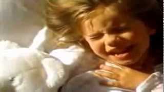 Anna Chlumsky Comercial Chloraseptic