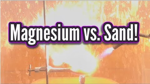Magnesium vs. Sand in RamZland!🔥 2Mg+SiO2→2MgO+Si #STEM #Redox #RamZland 