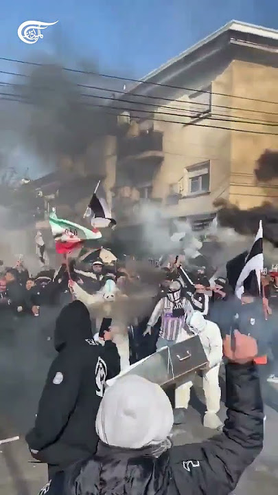Argentinian fans raise Palestinian flags ahead of match against pro-'Israel' team