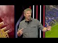 Donnarumma or Raya? 🤔👀 Carragher & Van Der Sar debate who's been better in goal this season!