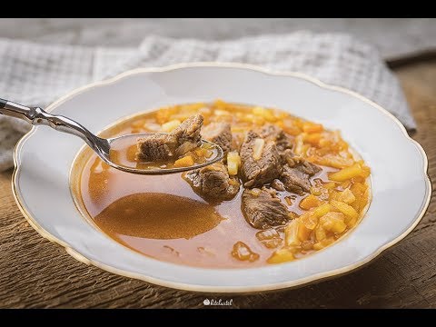 Dieser ungarische Gulasch ist unser Lieblingsrezept wenn es um Gulasch geht und er ist im Thermomix . 