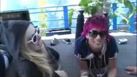 Avril interview on Jay Leno 15/6/07 (AvrilxLavigne.com)