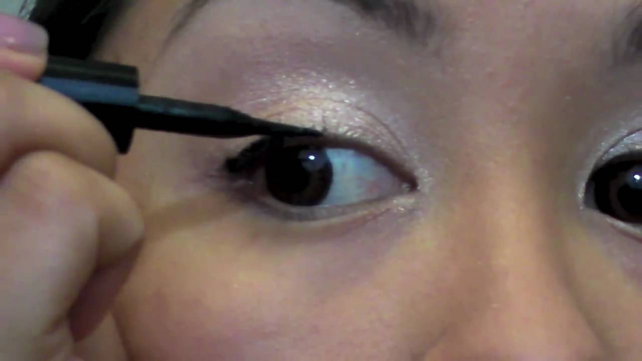 How To Apply Liquid Eyeliner - YouTube