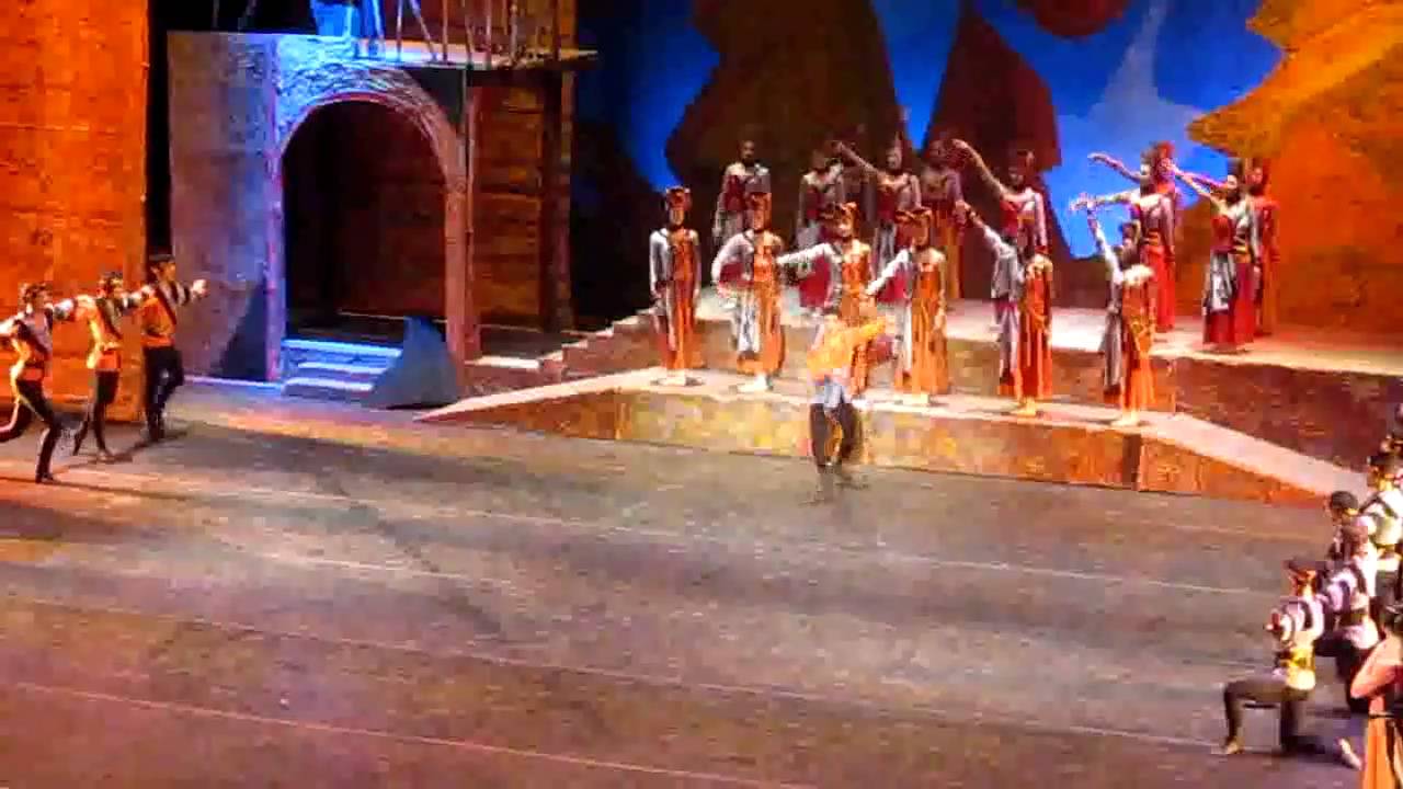 バレエ「ガヤネ」