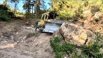 THE BEGINNING OF THE FORMATION OF A NEW ROAD IN THE FOREST #komatsu #excavator #lagata #workingfor