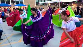 Baile de las faldas kermes Delavan wi