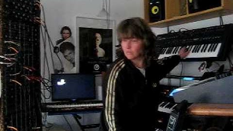 Roland V-Synth DA `V`Code, presetsound work together with Minimoog ect...