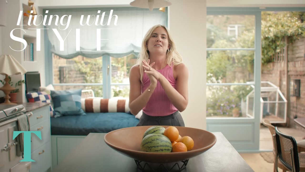 Inside Lucy Williams’s holidayinspired London house Living with