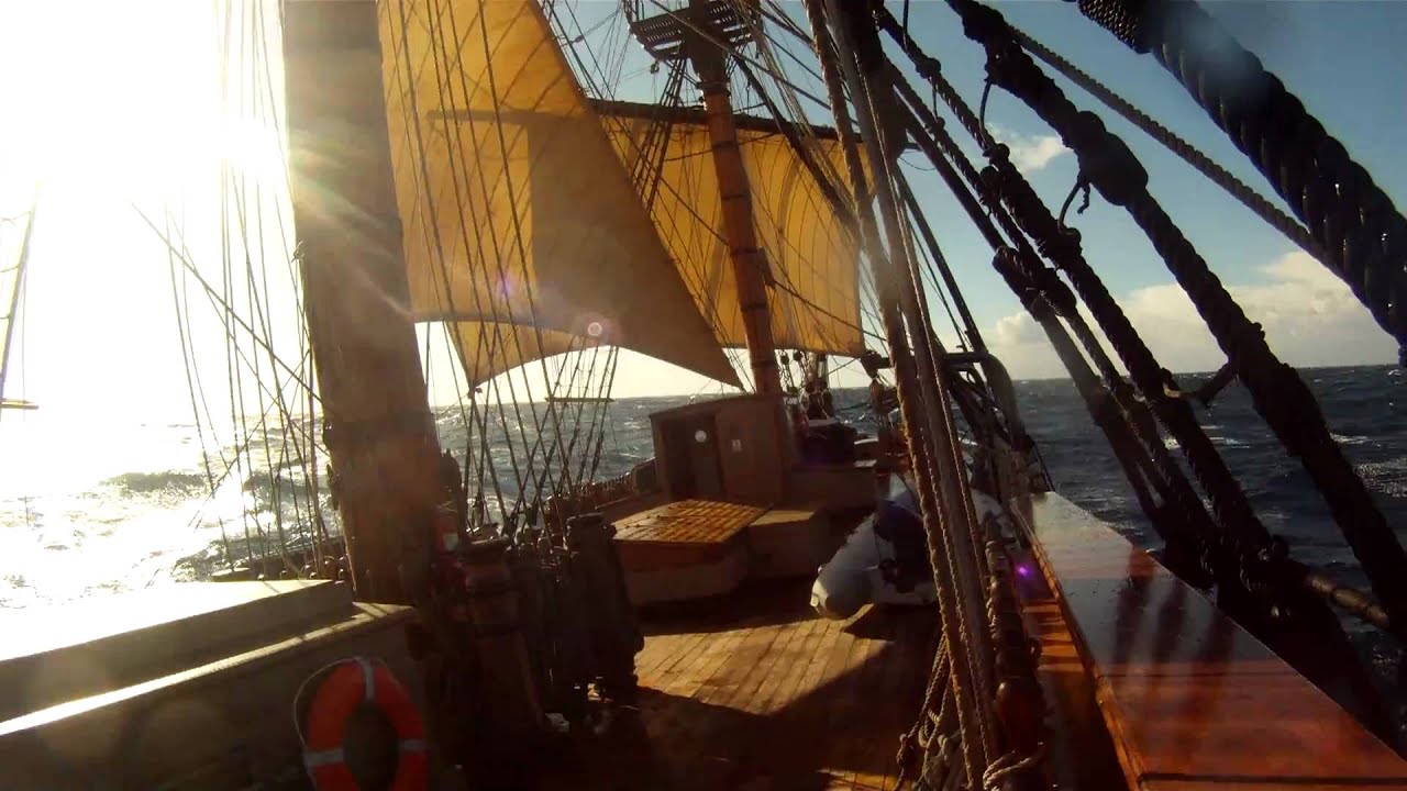 Sailing HMS Bounty