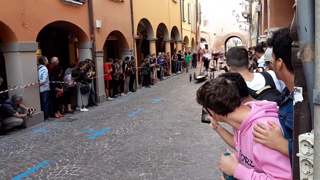 Carrera Autopodistica 2019 giro 1 Castel San Pietro Terme YouTube Carrera Autopodistica 2019 giro 1 Castel San Pietro Terme YouTube