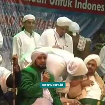 Ketika Syaikh Ali Jaber Bersalaman Dengan Habib Umar bin Hafidz