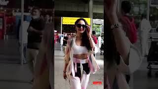 Pragya Jaiswal Hot Looks at airport #shorts #shortvideo #pragyajaiswal  #entertainment #trending