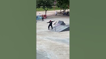 Rodney 270 lipslide #skate #skateboard #skateboarding