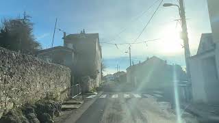 Bij vertrek vanmorgen uit na 5 km moesten we door dit Middeleeuwse dorp heen met de camper