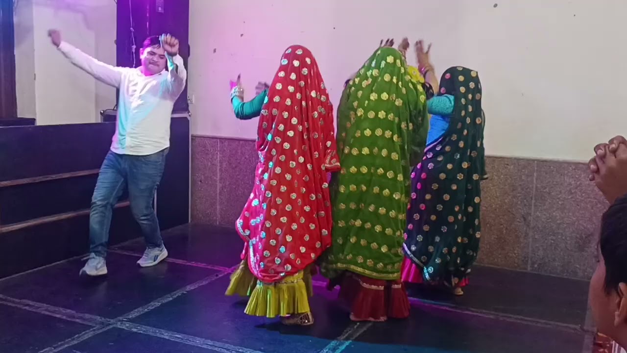 8 लाख की गाड़ी रे.... मीणा संस्कृति 🥰डांस वीडियो #viralvideo #meenageet 😘