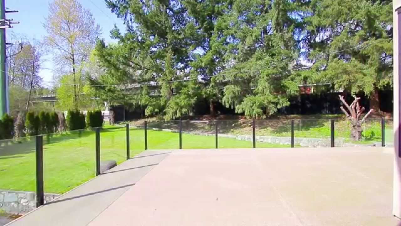 3120 Phillips Ave, Burnaby Mandarin YouTube