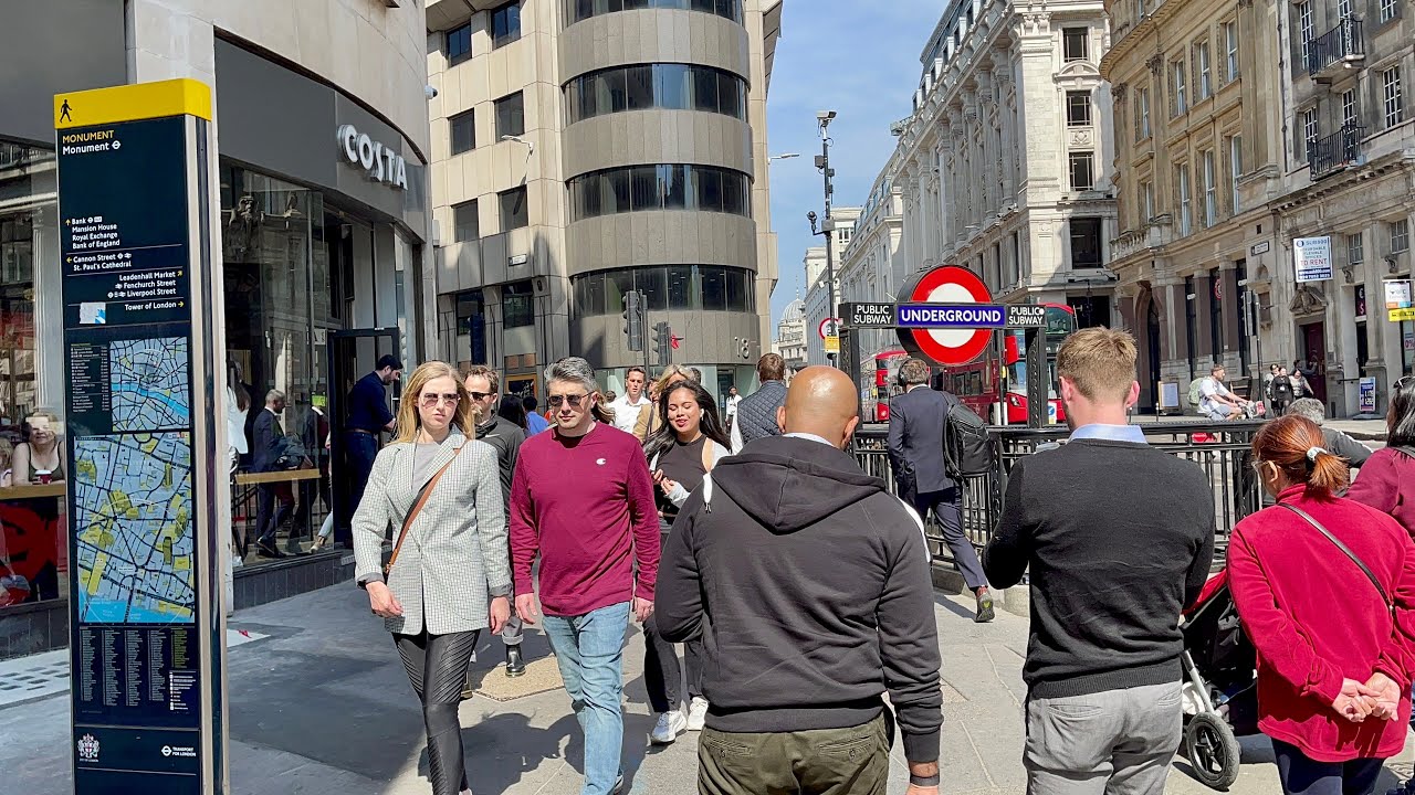 City of London Walk Tour | 4K HDR Virtual Walking Tour around the City | Monument, Bank Station