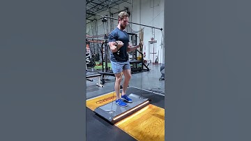 Train BICEPS & LEGS Together. Vitruvian Single Leg Squats with Bicep Curl Hold