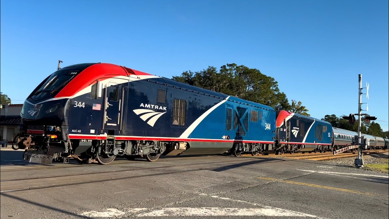 Amtrak Siemens ALC-42 344 Leads P098-20 at Folkston, GA - YouTube