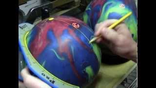 Bugsy Kelly shows Dan Mac's layout for the Enigma at the World Series of Bowling