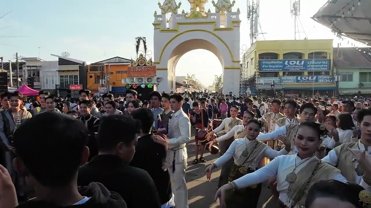 ชมศิลปินเต๋า ภูศิลป์ สาวสวยหนิงหนิง คำพะนาง แห่พระอุปคุตงานนมัสการพระธาตุพนม ประจำปี2569