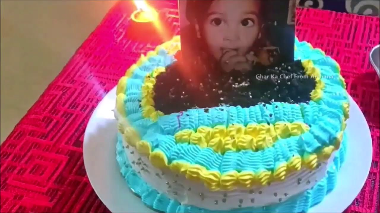 Eggless Surprise Photo Cake / अब घर पर बहुत आसान तरीके से बनायें फोटो केक / Pulling Cake