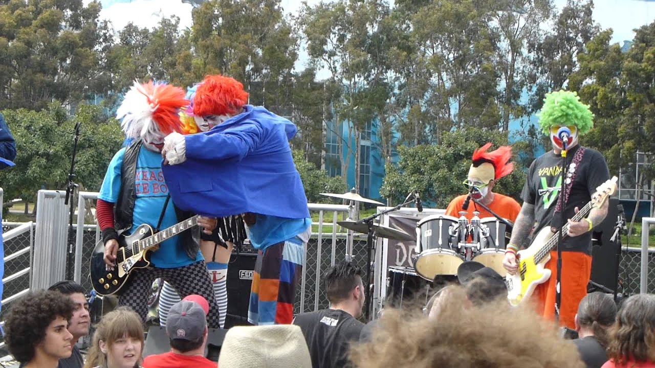 Yeastie Boys - Circus Life - Punk Rock Picnic 2015
