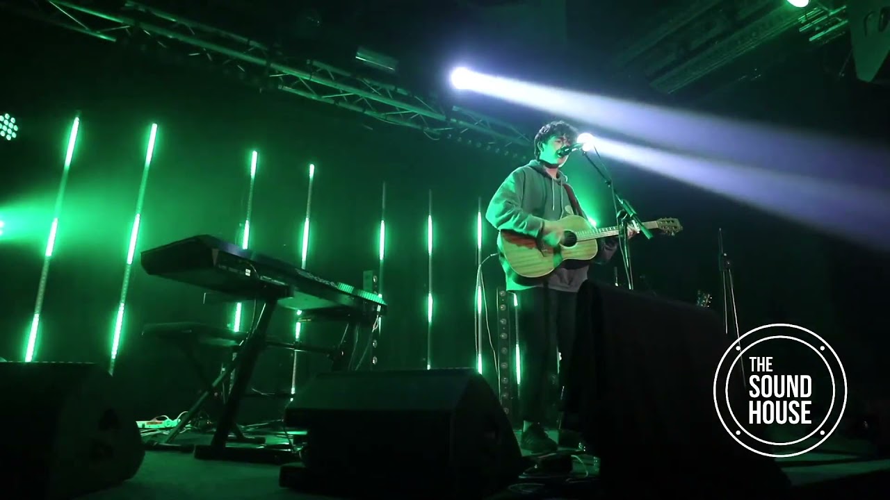 Padraig Cahill // Brazil by Declan McKenna // Live at Monday Club Special 13/9/21