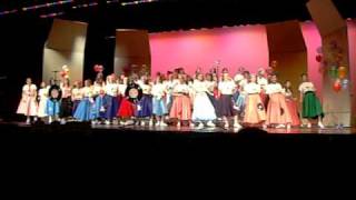 Lollipop-7th and 8th grade girls singing at MPJH pop show
