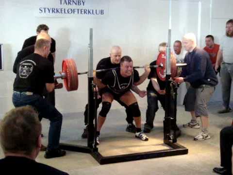 Andreas Knudsen - 225 kg squat