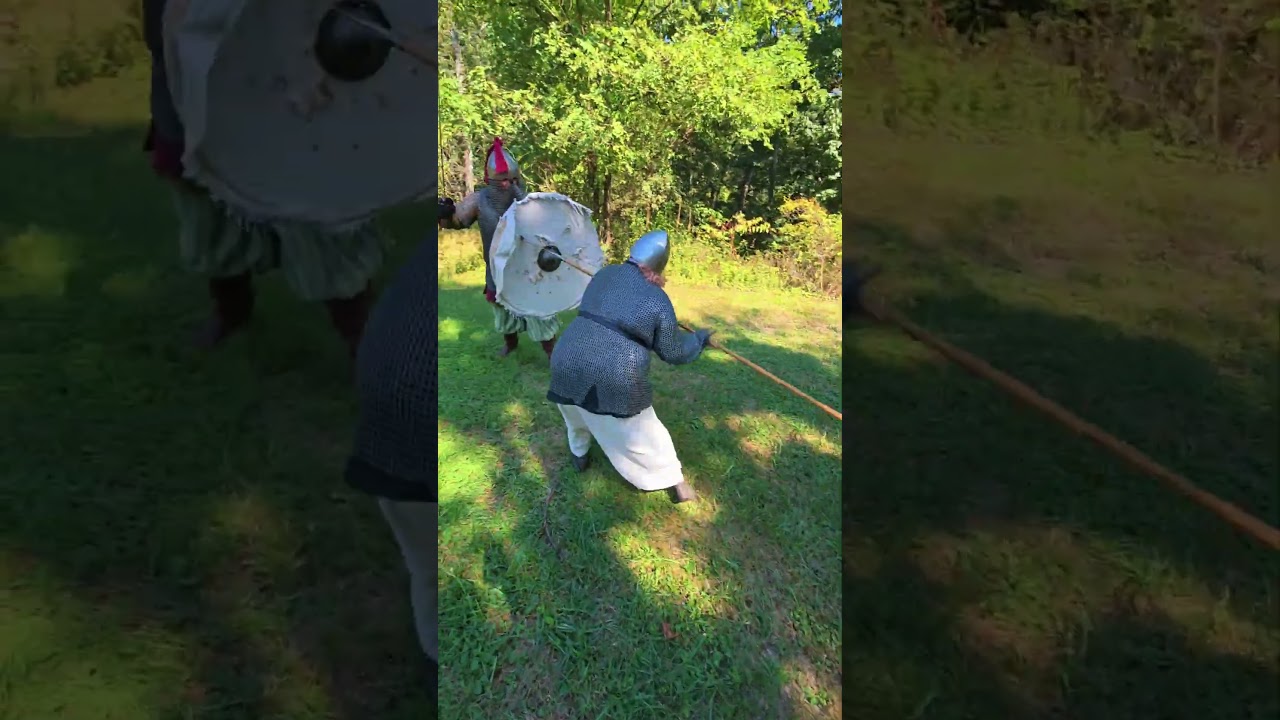 Toooootally how it went down lmao 😂 #medieval #cosplay #viking #knight #bannerlord