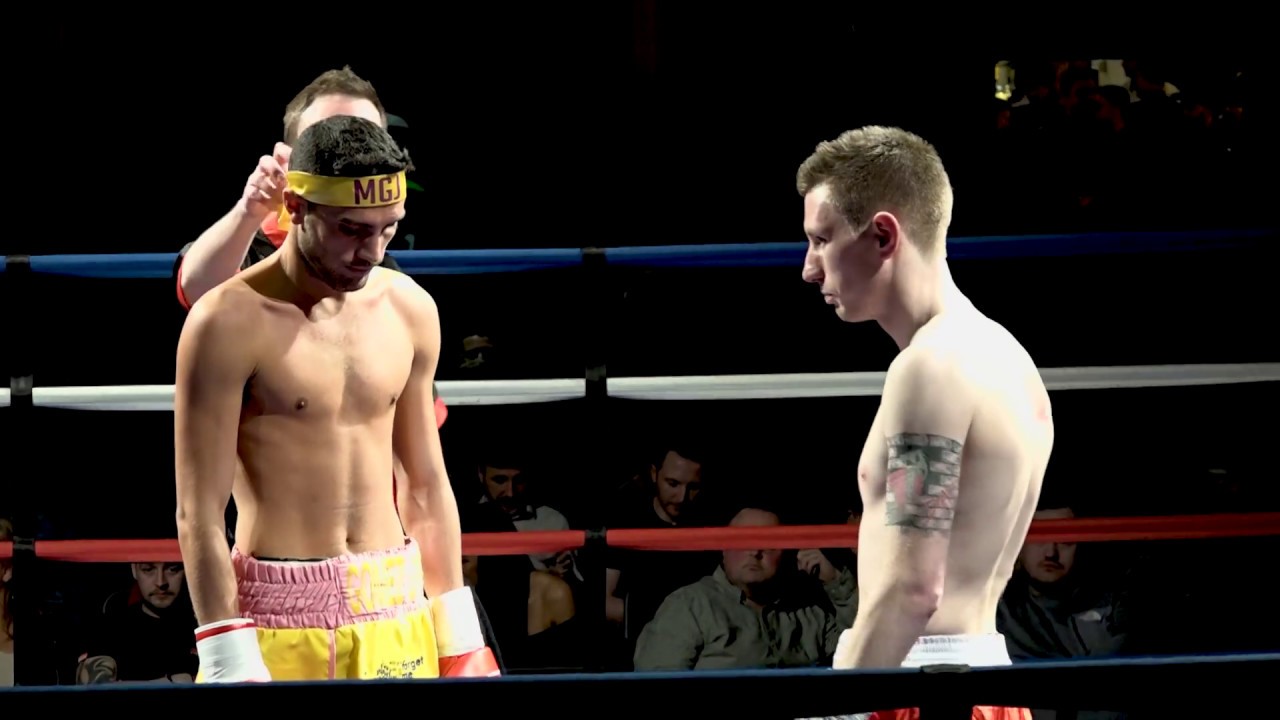 Boxing Ricky Leach Michael Gomez Jnr v Ricky Leach 14.03.2020 at Municipal Hall, Colne ...