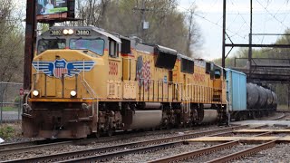 Up 3880 Flared Sd70M Leads B714 East Through Woodburne On 42322