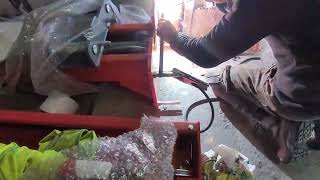 видео: Как правильно сварыть закладные под подъемник, монтаж установка сто. (LAUNCH)... картинка: Как правильно сварыть закладные под подъемник, монтаж установка сто. (LAUNCH)...