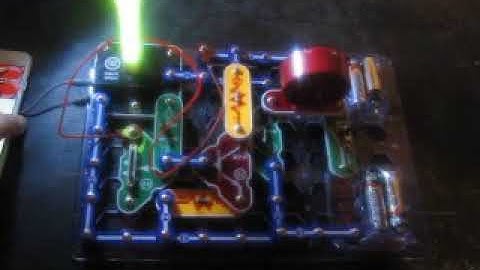 Snap Circuits Light | Project 36: Super Dance to the Music (II) (SEIZURE WARNING)