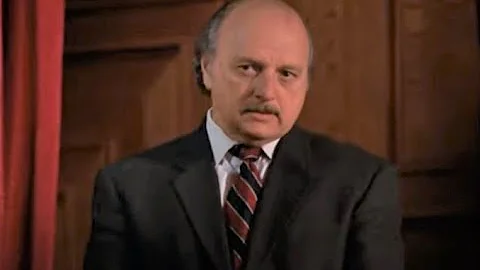 NYPD Blue - Medavoy's Retirement Party/ Andy Gets The Squad