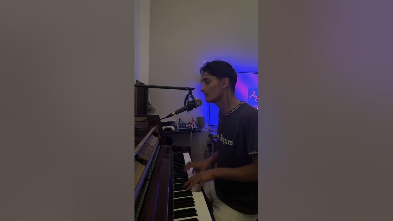 Commenta con il tuo filo rosso ❤️🫵🏻#art #love #cover #viral #music #nocopyrightmusic