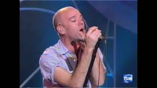 Celebrity R.E.M. 2001-05-08 - 'Musica Si', Madrid, Spain (Imitation of Life / All The Way To Reno) Profile