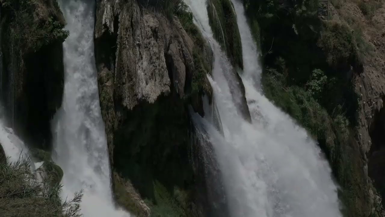 Timeless Waterfalls – Relaxing Ambient Music for Calm & Peaceful Life