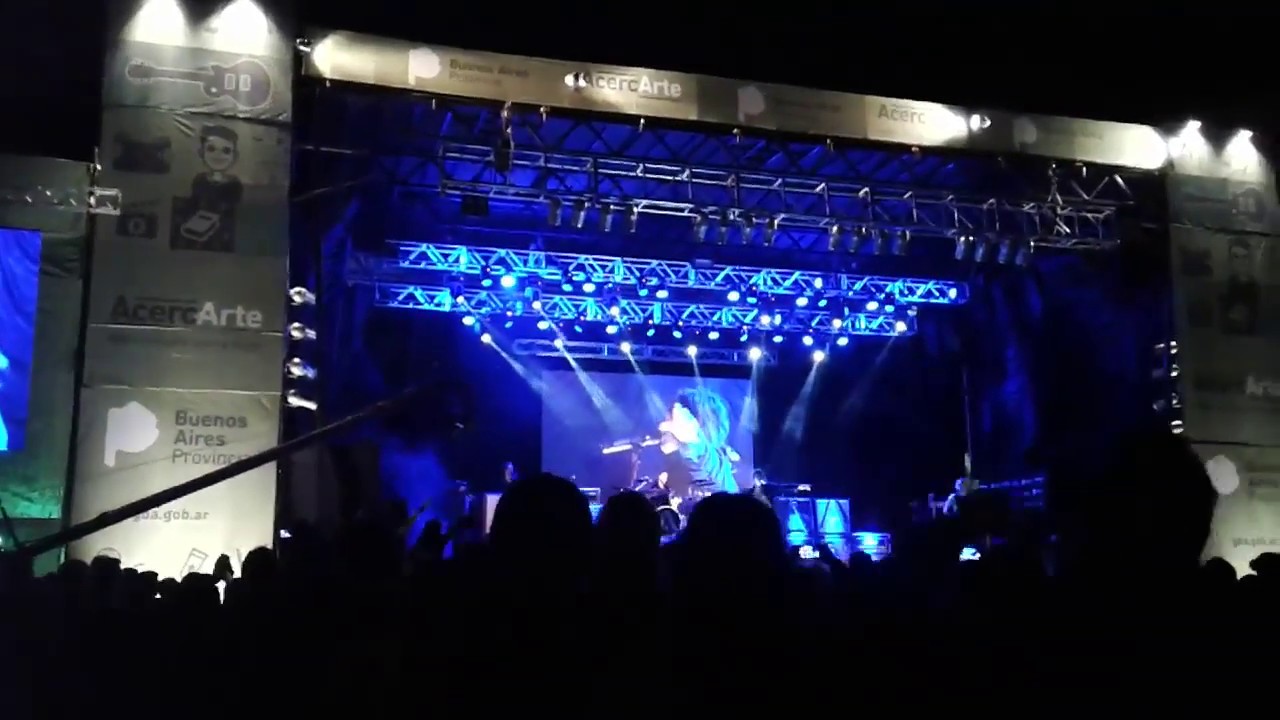 Airbag Cae el Sol (En Vivo) Miramar (Buenos Aires), 10 de Enero de
