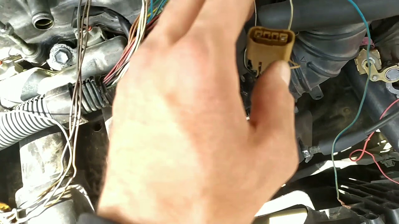 Тойота Королла 1zz не заводится Ищем причину Заводской брак ?? - YouTube