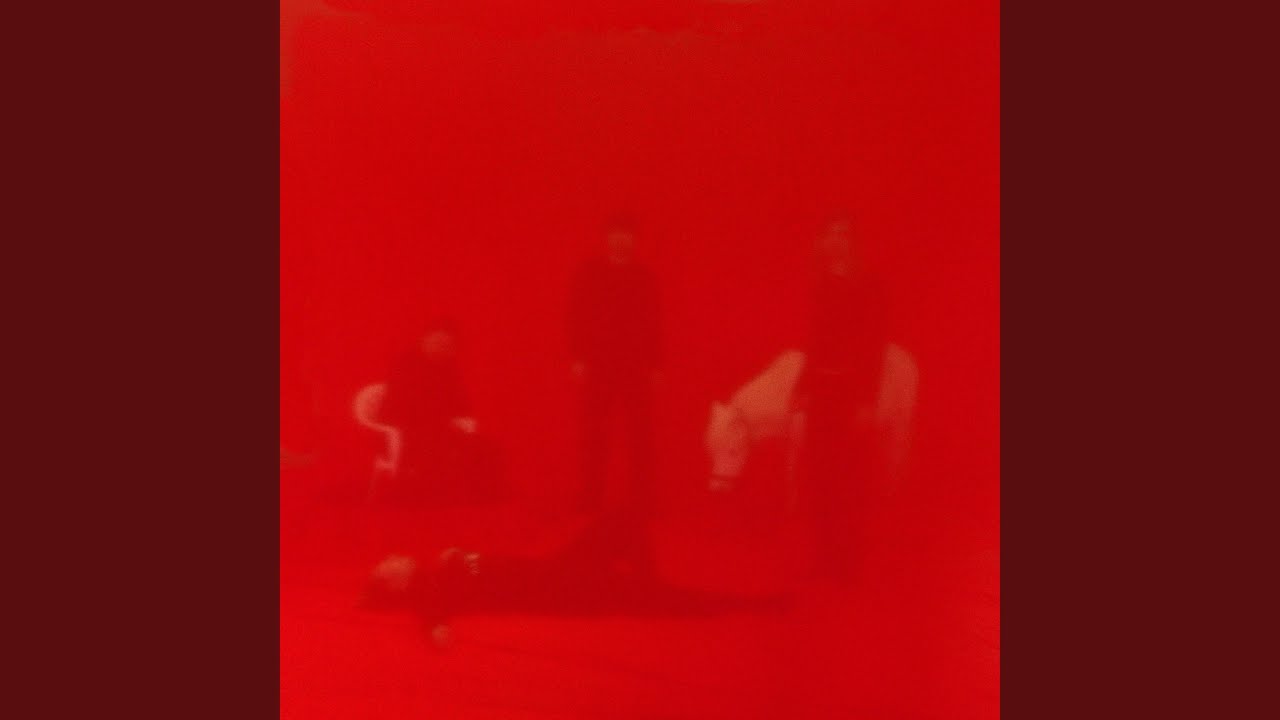 Watch Glut on YouTube Watch Glut on YouTube