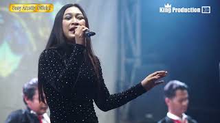Download Lagu KUDUNE BERPISAH RIA SALMAH VERSI LIVE SHOW NMS BONGAS PENTIL HJT NOK WULA \u0026 KOKO SAN SAN MP3