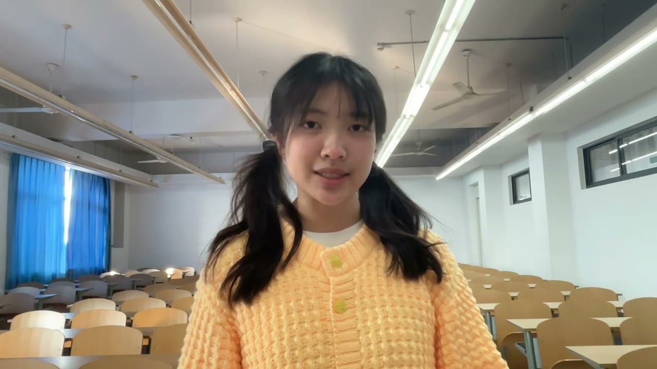 Cao Le video of a self introduction in English