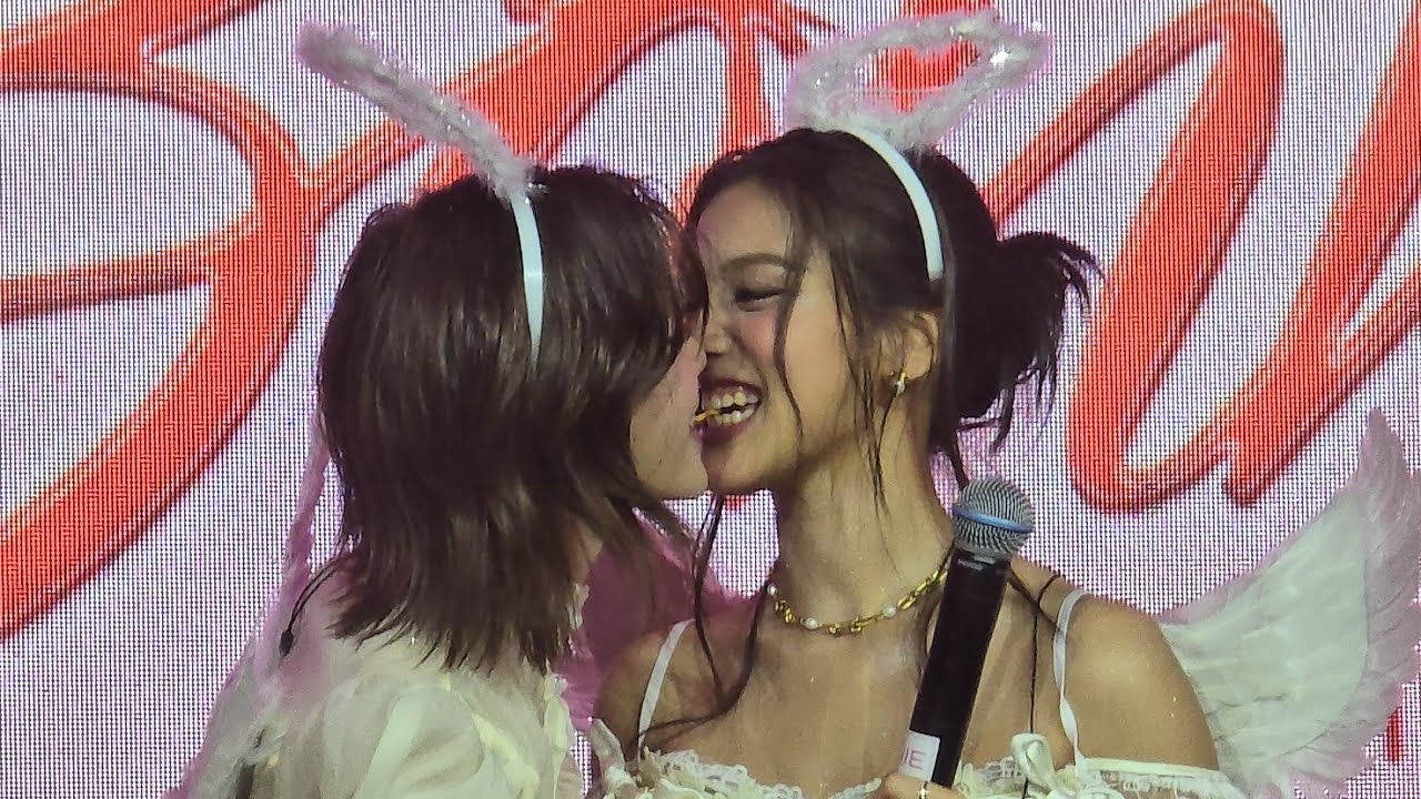 EmiBonnie: 1st Fanmeet in Manila 2026 - EmiBonnie Peperro Game Punishment 🤭🧡💜