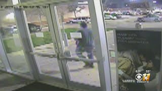 Arlington Jewelry Store Burglar Has Swiped $50K+ In Goods
