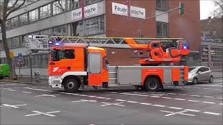 [Köln Feuer- und Rettungswache 1] Einsatzfahrten von Feuerwehr und Rettungsdienst!