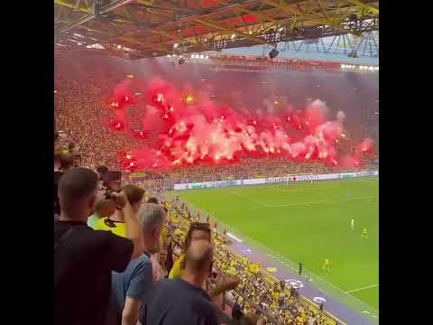 Borussia Dortmund amazing pyroshow v FC Copenhagen