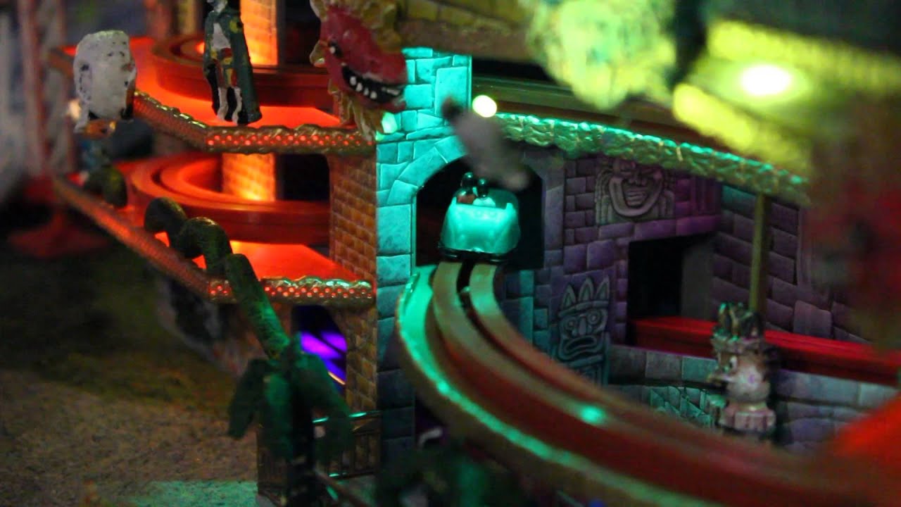 Faller Geistertempel HD , Ghosttrain in H0, Maßstab 1:87 mit LED Beleuchtung