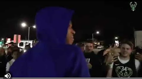 Bucks fans chant “MVP” when Giannis atentakoumpo lands in Milwaukee